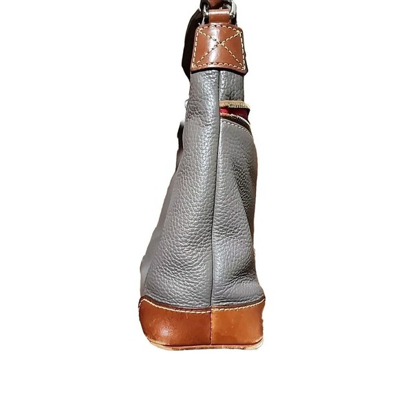 Dooney & Bourke Pebble Grain Small Tassel Crossbody Shoulder Bag Taupe Excellent - Picture 5 of 10